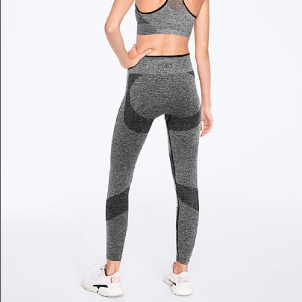 PINK Victoria’s Secret Seamless Leggings